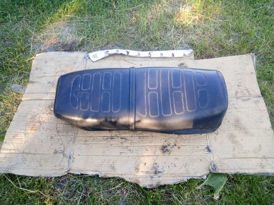 Обліцовка 638 634 бак бардачки пенал сідушка вилка ява