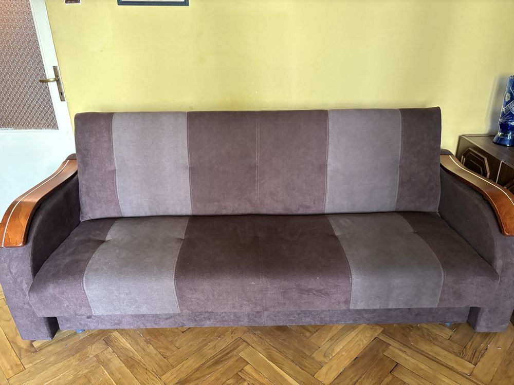 wersalka brązowa