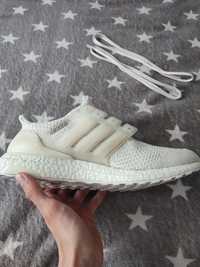 Кросівки Adidas Ultraboost 1.0

◼️ Стан 10/10 пляма на пі