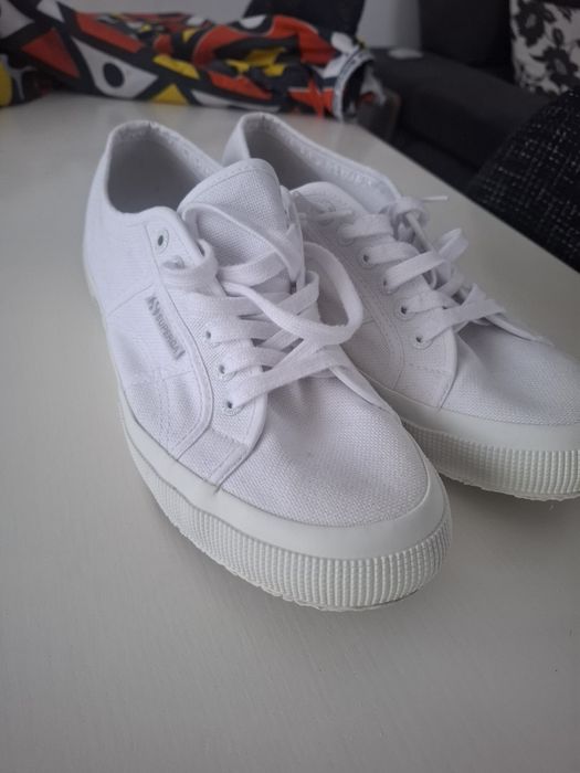 Vendo sapatilhas Superga