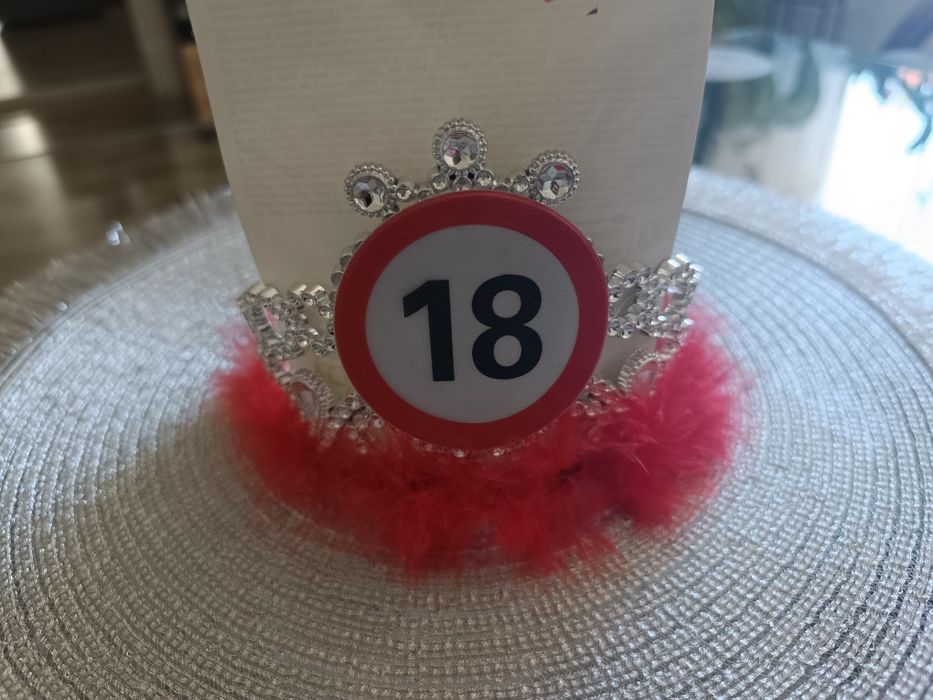 Korona na 18 urodziny