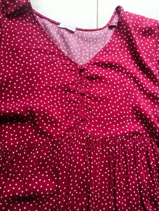 Czerwona sukienka z wiskozy w groszki oysho, rozmiar s/m