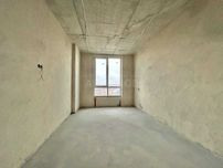 Велика 3к. квартира з чорновим ремонтом у сучасному ЖК