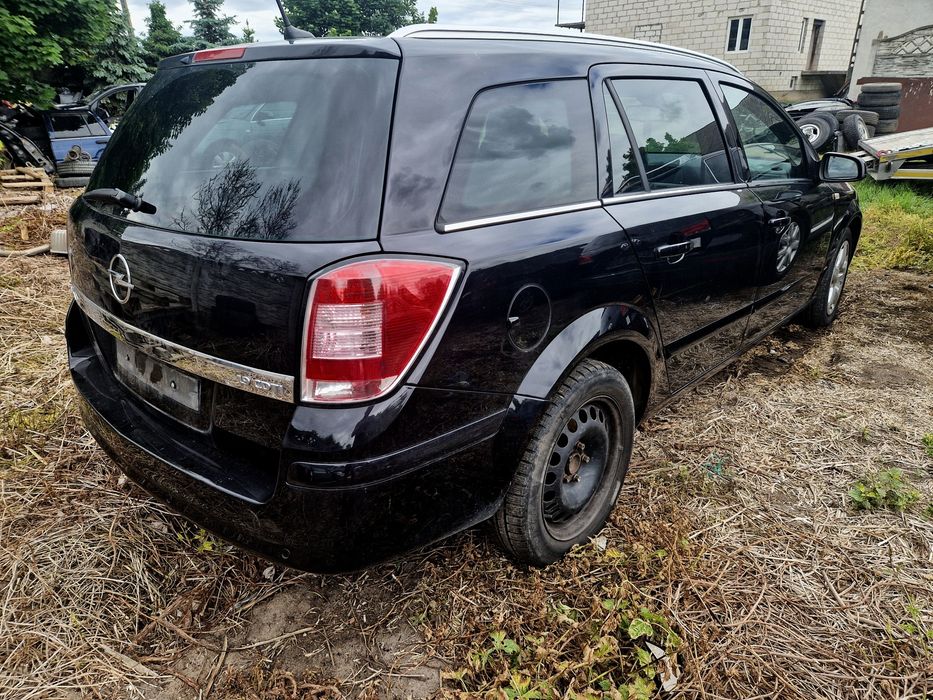 Astra H 1.9 lift Lakier Z20R części