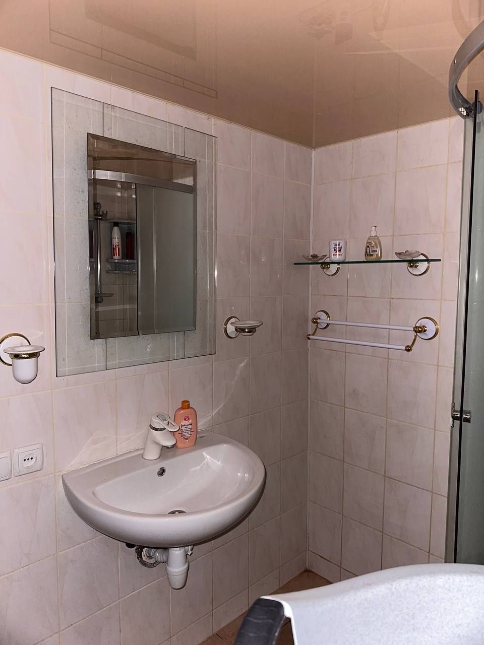 Продам 3-х поверховий  дачний будинок, Врублівці, з виходом до водойми