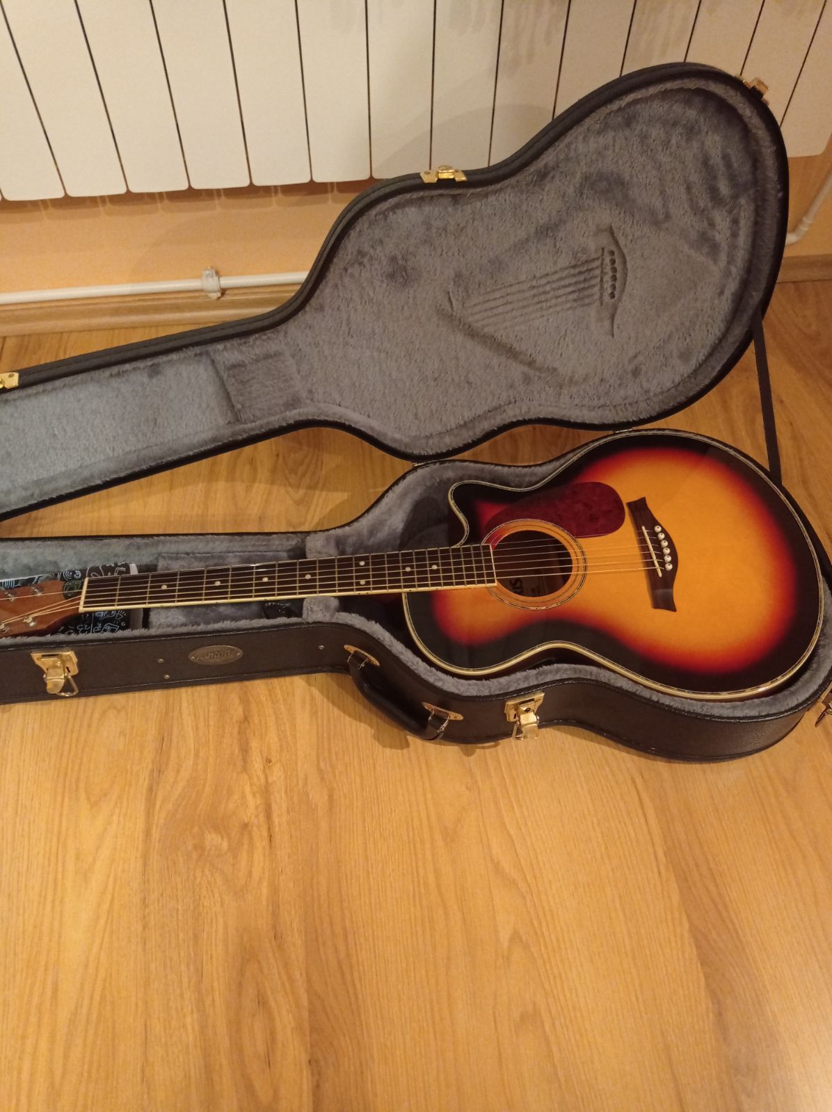 Gitara elektro akustyczna Marris