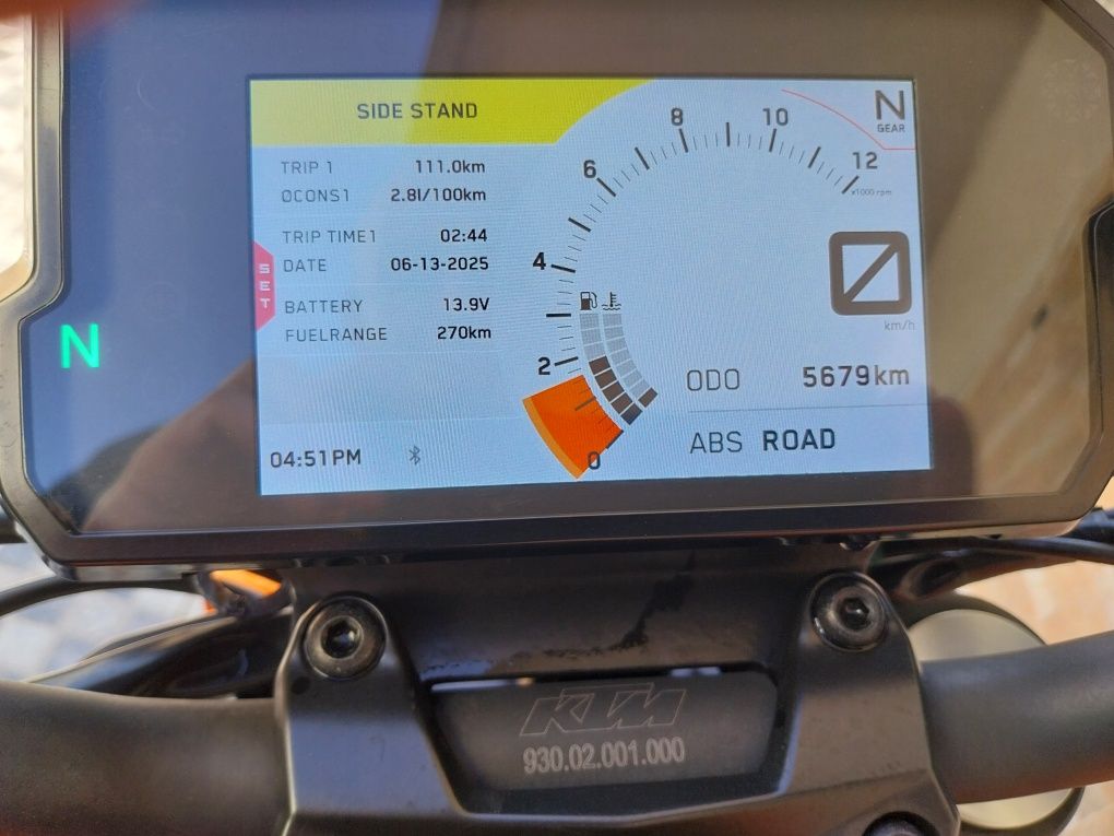 KTM Duke 125 como nova