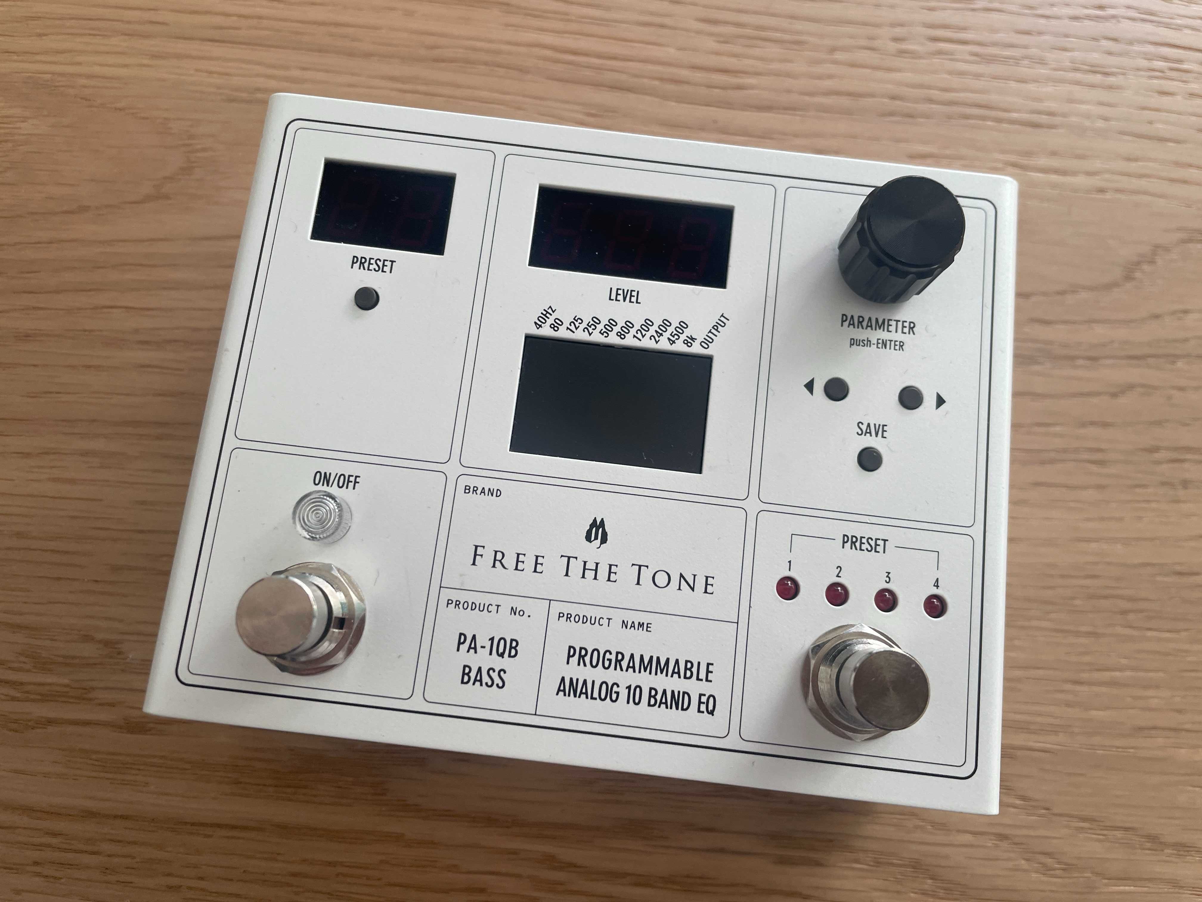 Free the Tone, Analogowy 10 pasmowy EQ do gitary basowej PA-1QB