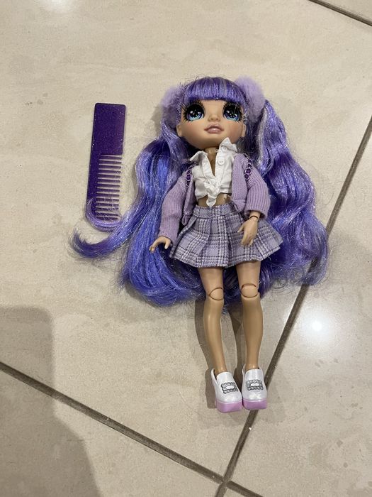 Lalka L.O.L Suprise OMG uczennica