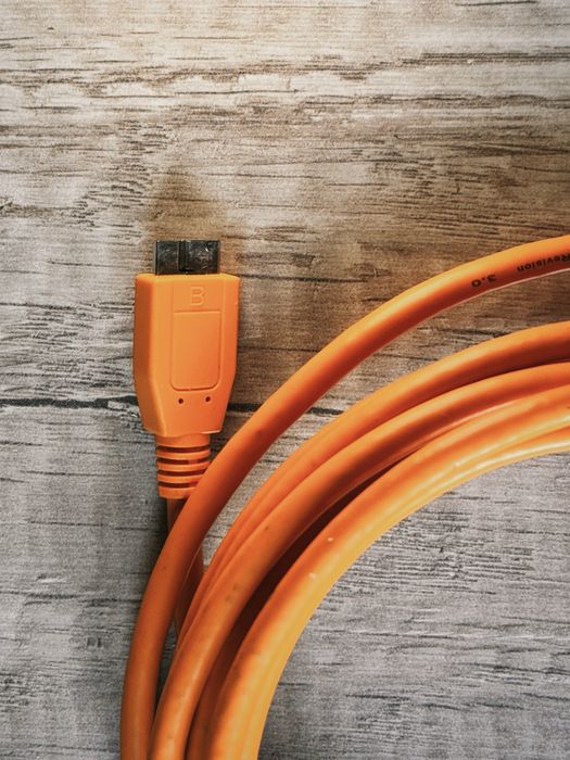 Przewód Tether Pro USB - USB micro b 4,6m