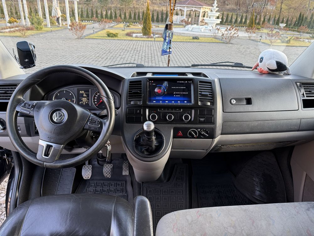 Volkswagen t5 2.0 tdi 2010