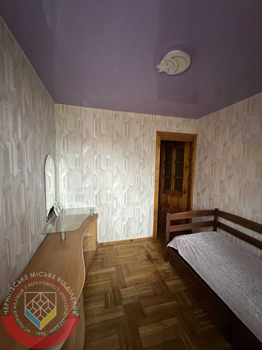 RLT I01 Продам 4 кімнатну квартиру в районі Льотного училища