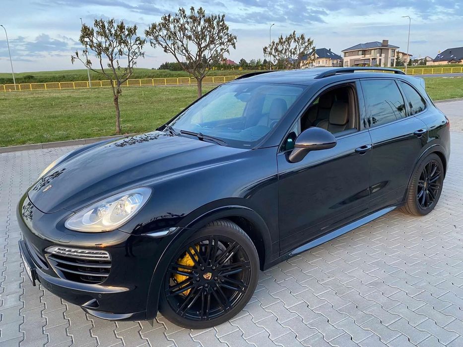 Porsche Cayenne stan perfekcyjny, piękny wygląd, bezwypadkowy, full opcja, zamiana.