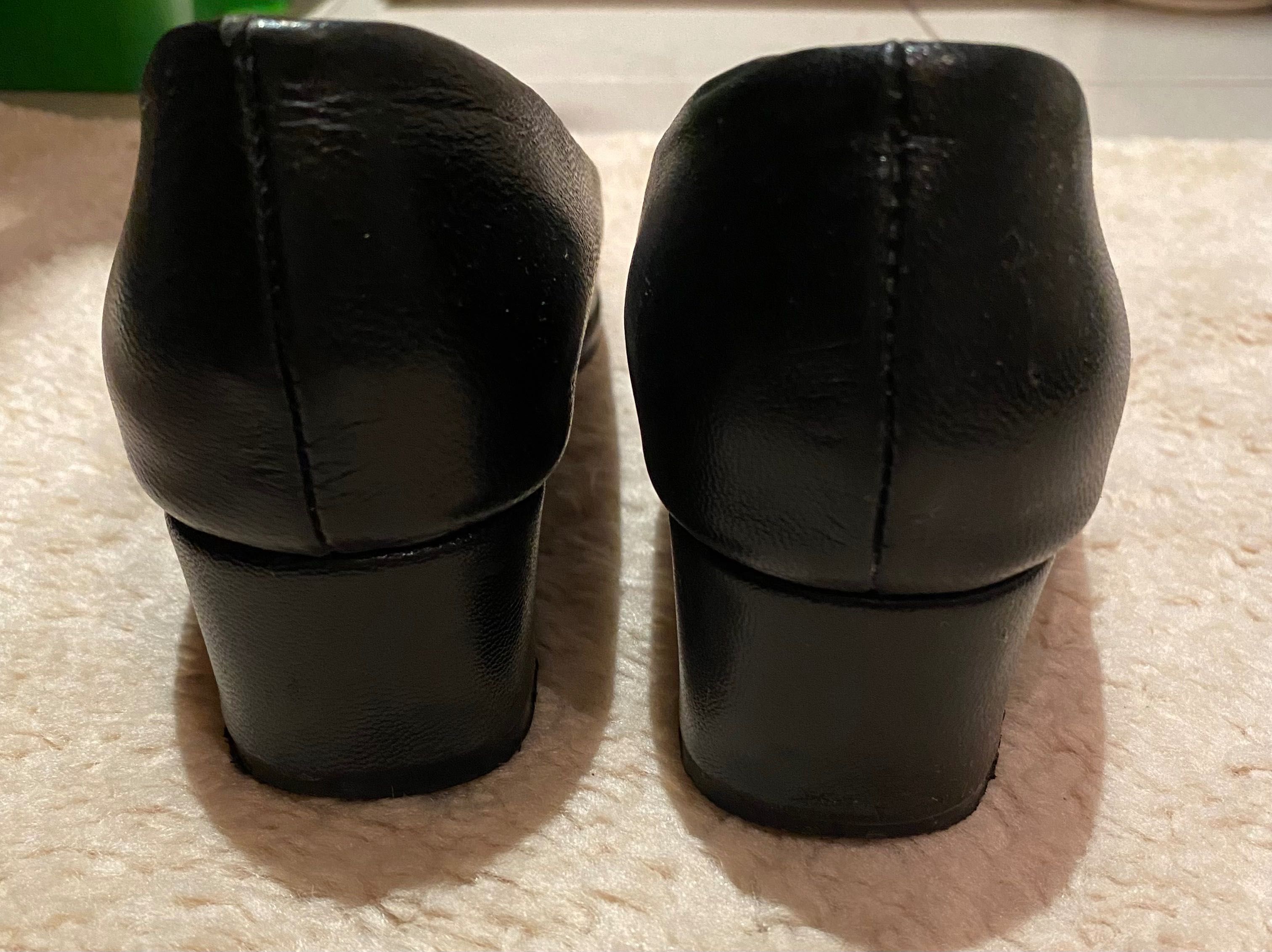Sapatos traje académico