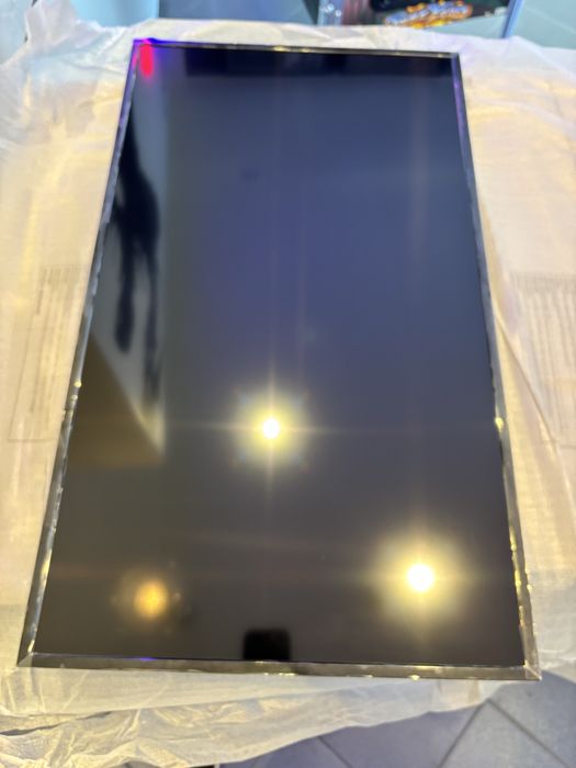 Samsung QM32R-B Monitor Profesjonalny 32"