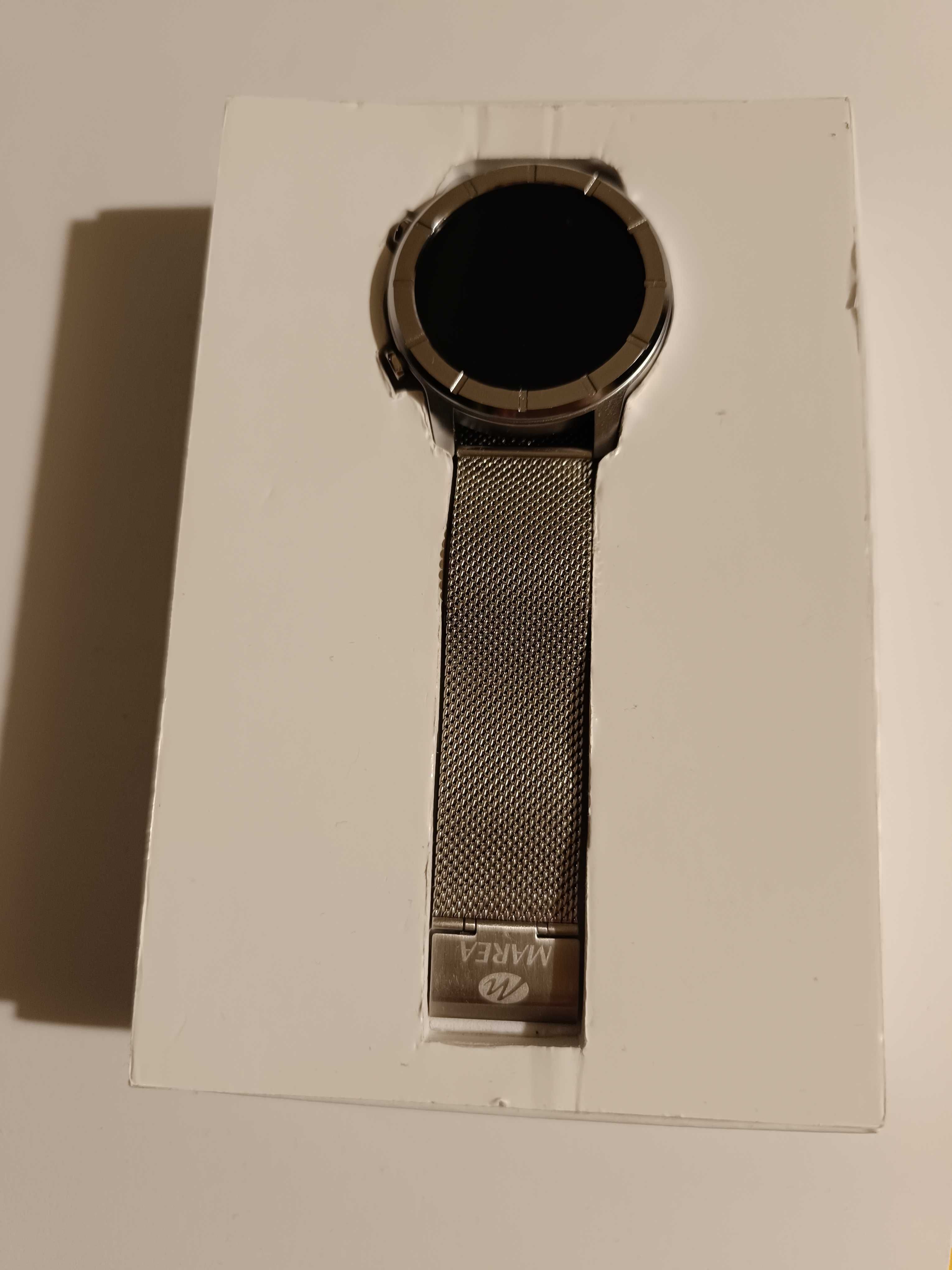 Smartwatch męski firmy Marea