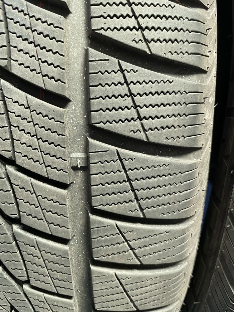 Opony zimowe 235/50R20, 265/45R20