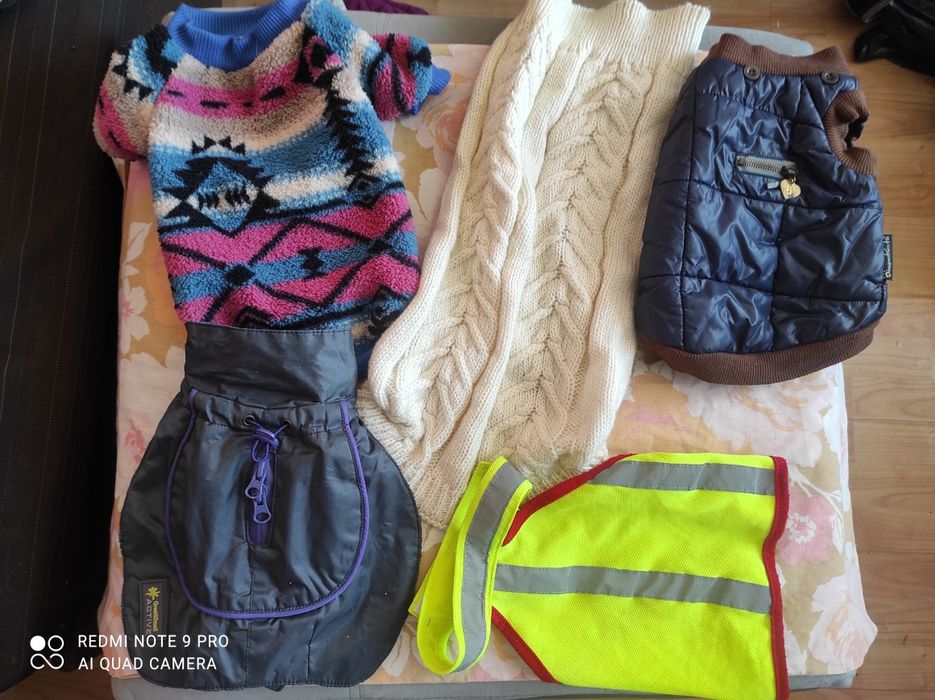 Одяг,  жилетка , светр, комбінезон, шлея, лежак, ошийник для тварин