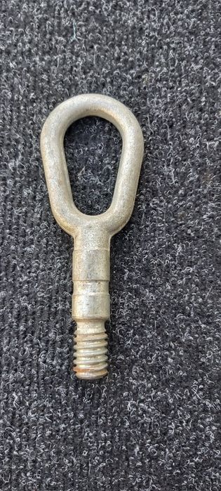 Буксировочний гак BMW e39 e46