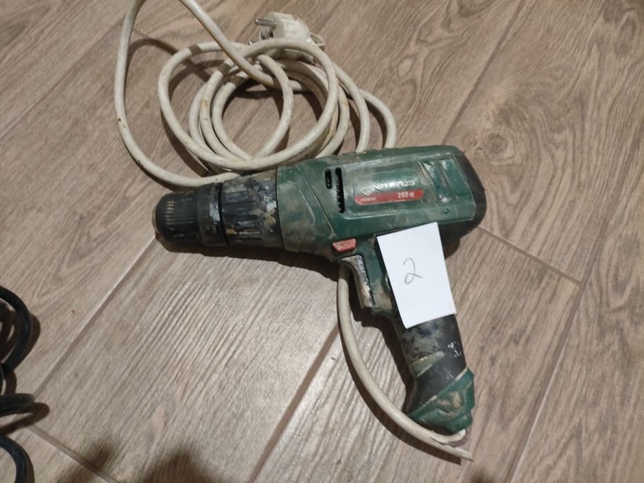 Дрель, шуруповерт, дрель ударная. Bosh sb350