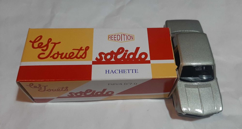 Miniatura Solido Bmw 2002 escala 1/43