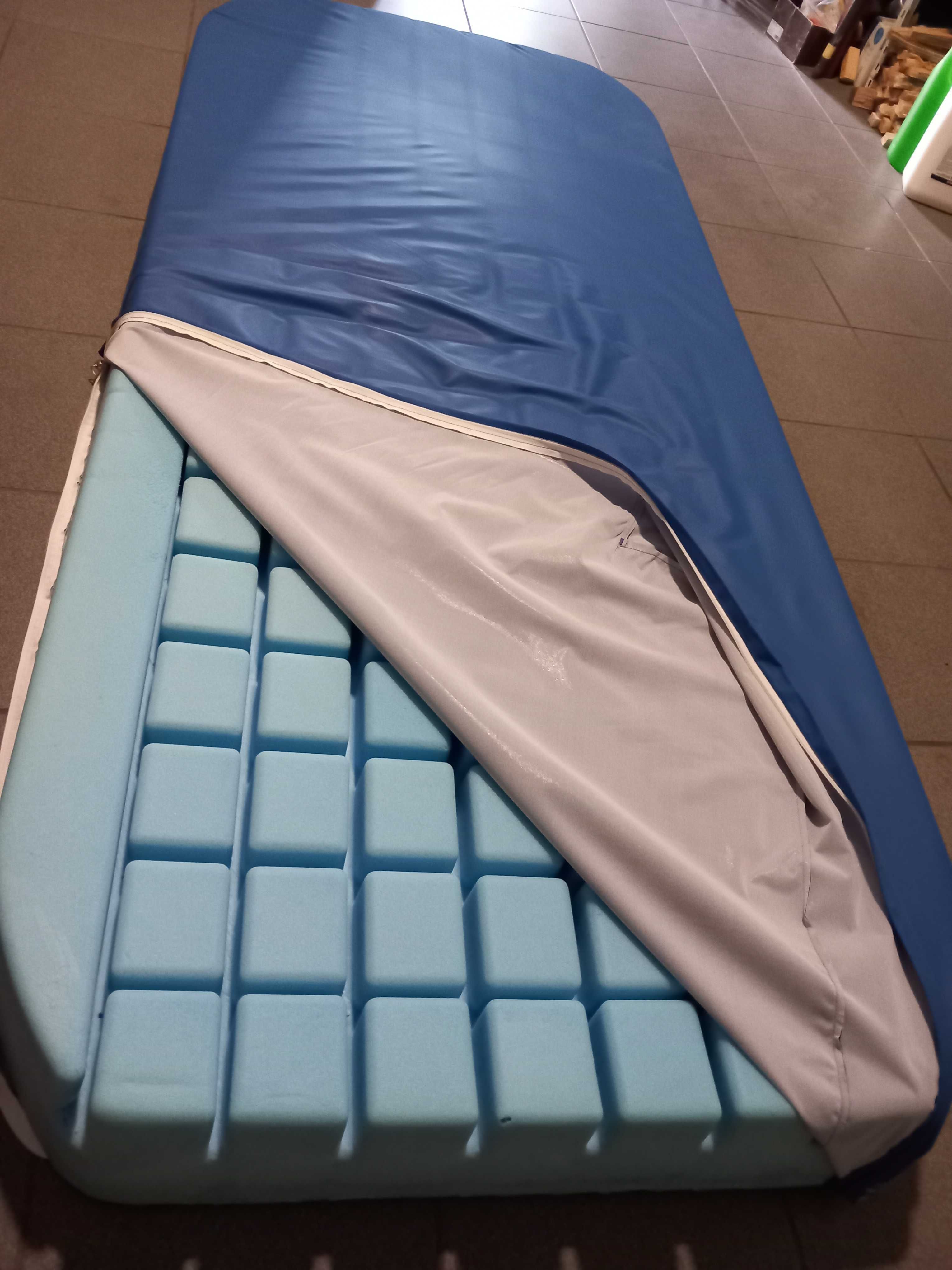 materac przeciwodleżynowy