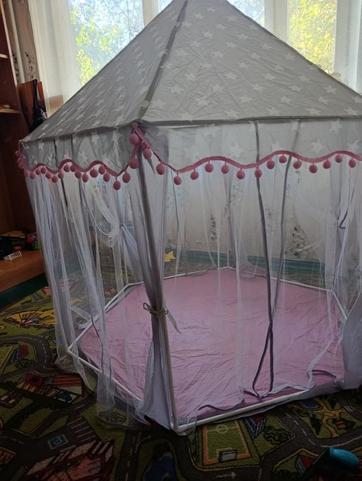 Продам палатку в хорошому стані