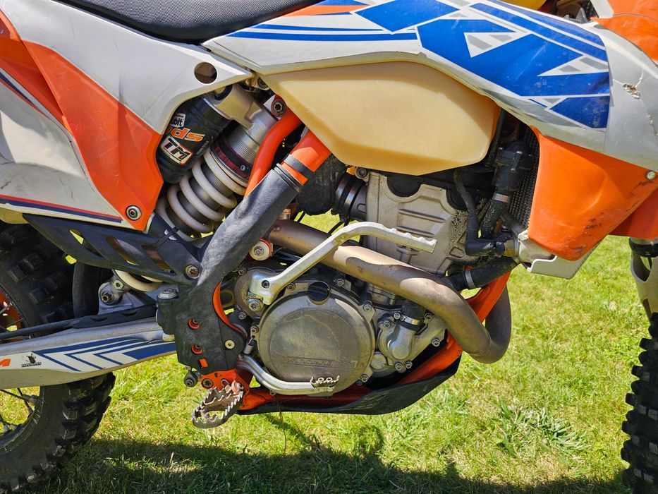 KTM EXC 250 - zarejestrowany, ubezpieczony (dodatki).  Gotowy do jazdy