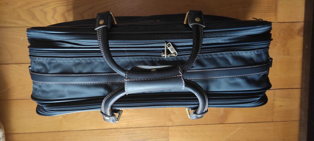 Mala de viagem Samsonite flexível de tamanho médio