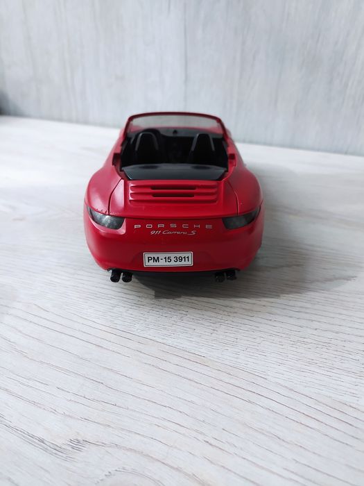 Модельна машинка Porsche 911
