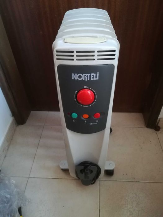 Aquecedor Radiador a Óleo