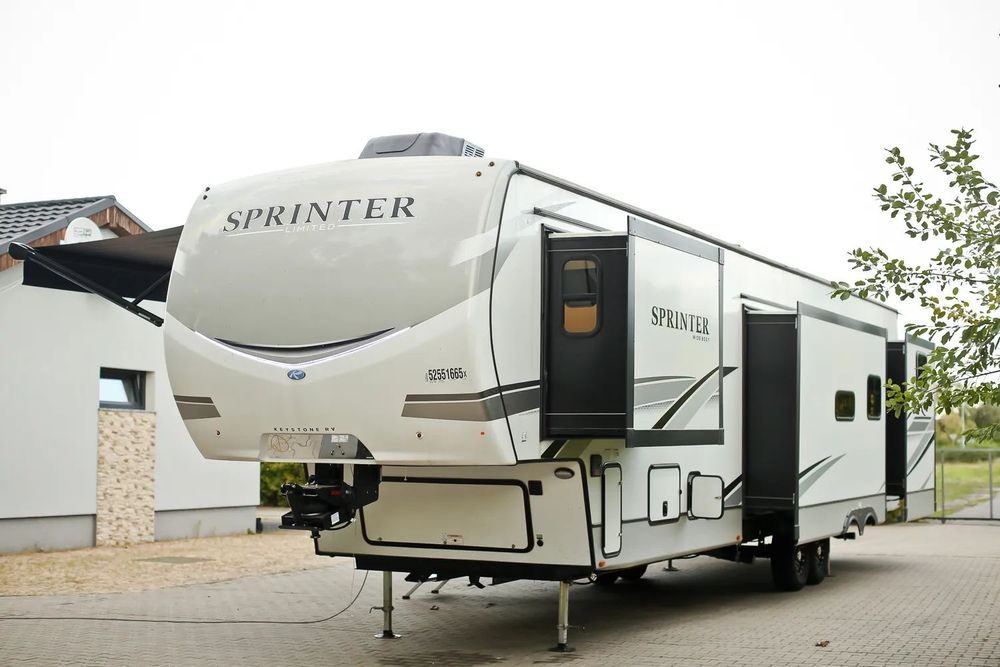 2025 Keystone Sprinter 3900DBL  2025 Keystone Sprinter 3900DBL