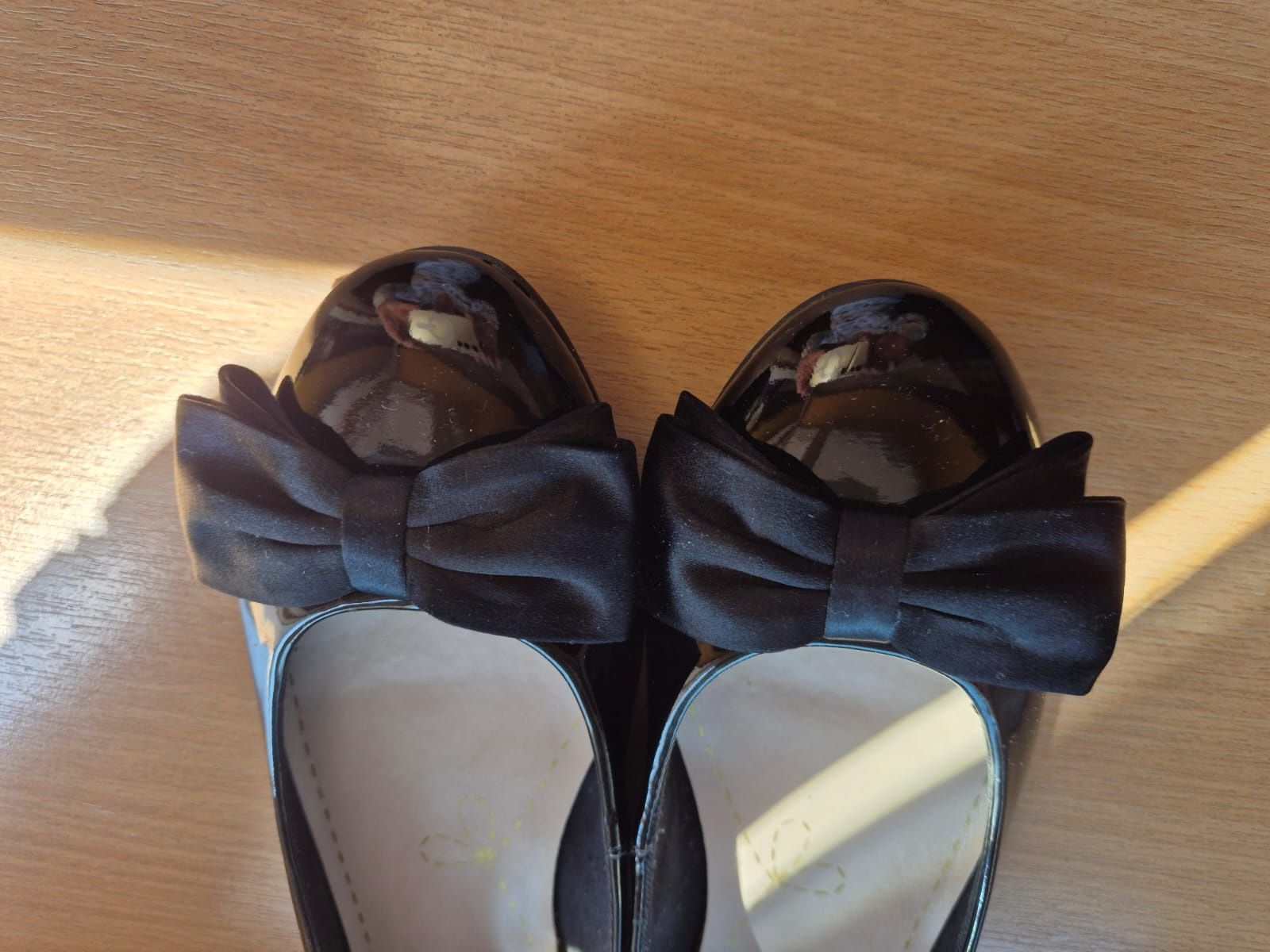 Baleriny lakierowane Clarks rozmiar 39