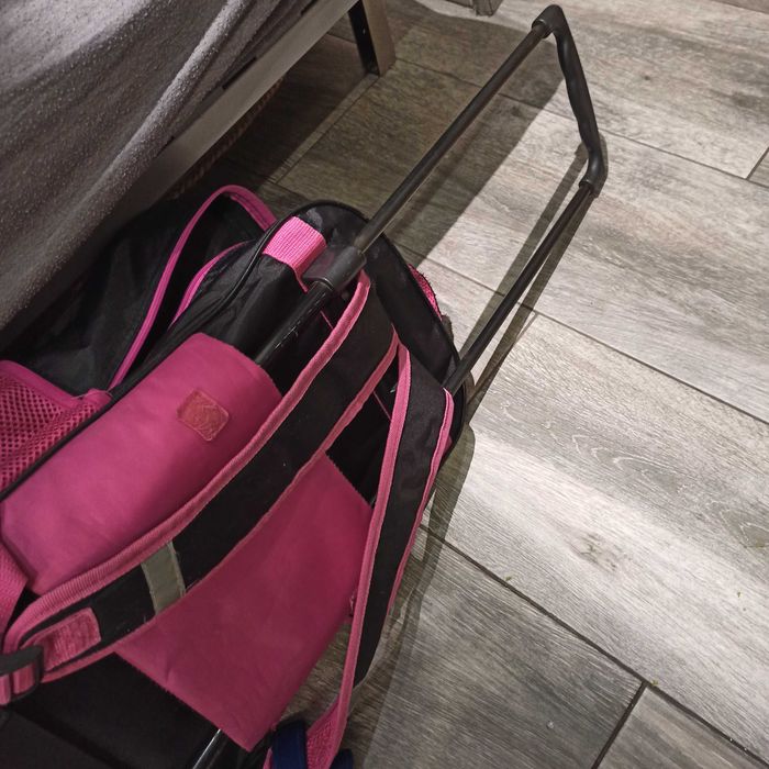 Plecak szkolny z kółkami i rączką