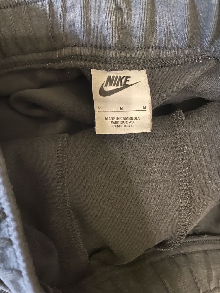 nike tech fleece x2