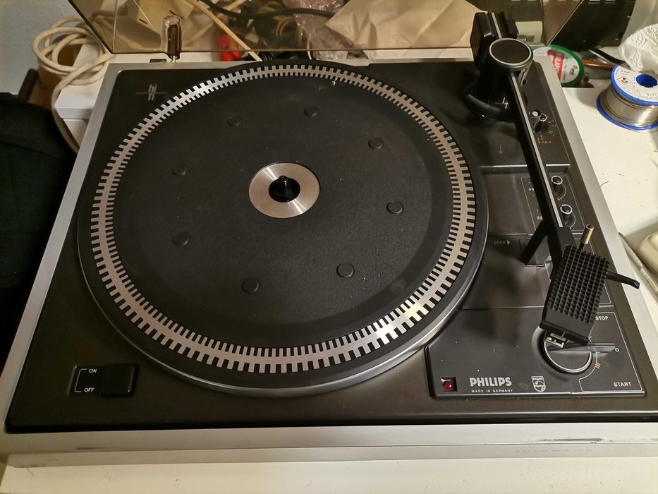 PHILIPS 22GA406 gramofon z lat 70-tych