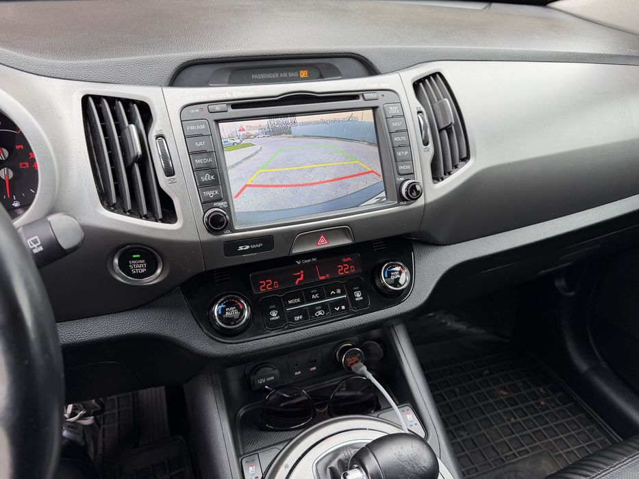 Kia Sportage 12 місяць 2013 2л газ/бензин автомат