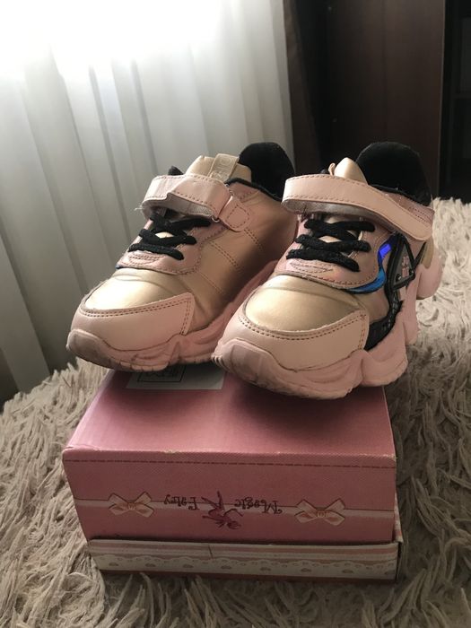 кросівки дитячі б/у 34 розмір