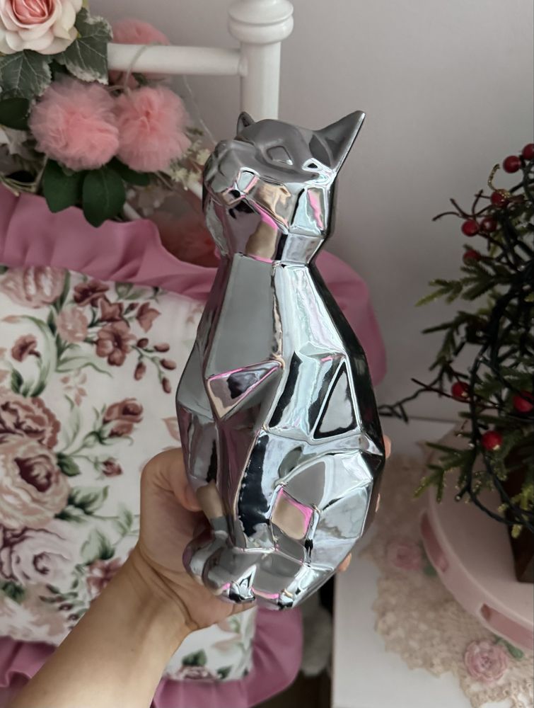 Figurka Home&you kot srebrny kolor