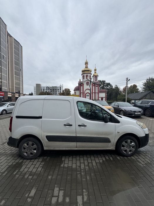 Пежо Партнер 2011 р 1.6 д