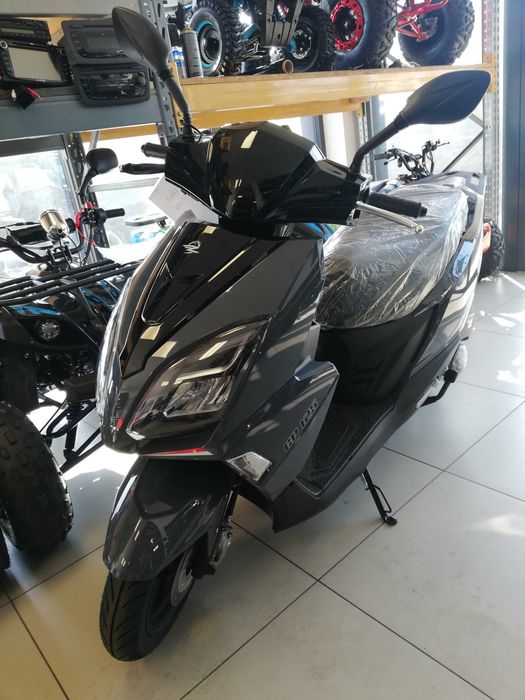 Skuter Zipp GP 125