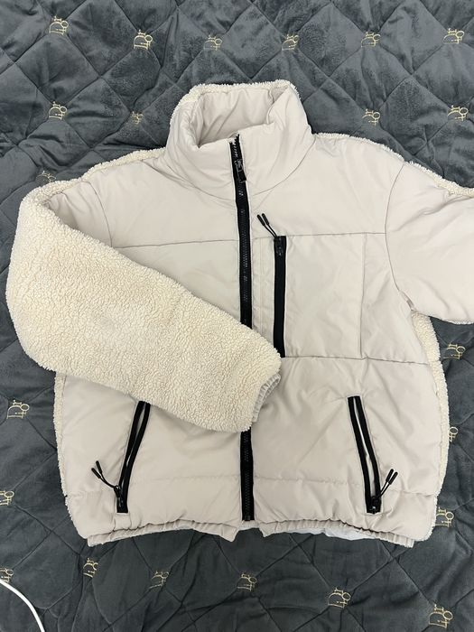 Жіноча куртка Staff