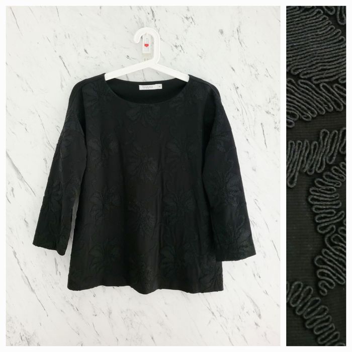 Bluza 34 XS oversize z wyszywanymi kwiatami haft rękawy ¾ minimalizm