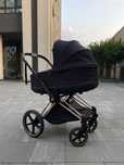 Cybex Priam 2 в 1
Стан ідеальний – 10/10
У подарунок: 2 москітні сітки