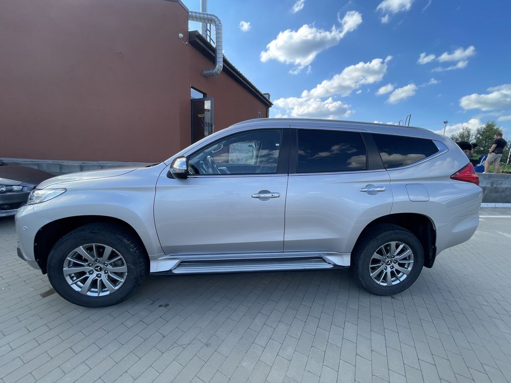 Pajero sport 2019