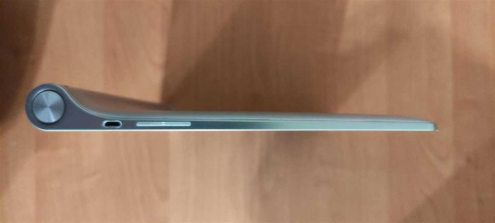 Планшет Lenovo yoga tablet 2-1050L