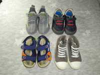 Взуття на хлопчика р.25-27: Босоніжки, кеди, Крокси, Ізі, кросівки
