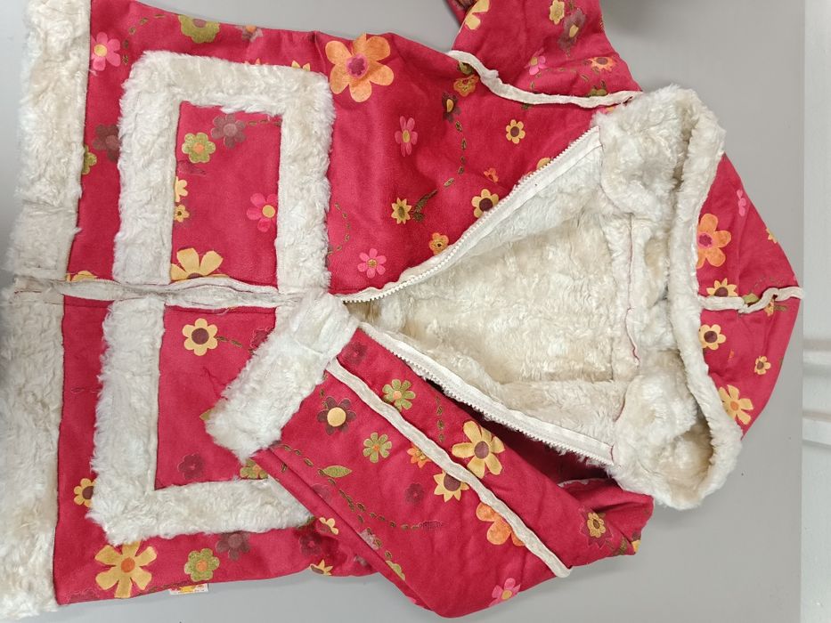 Kożuszek  dziewczęcy,