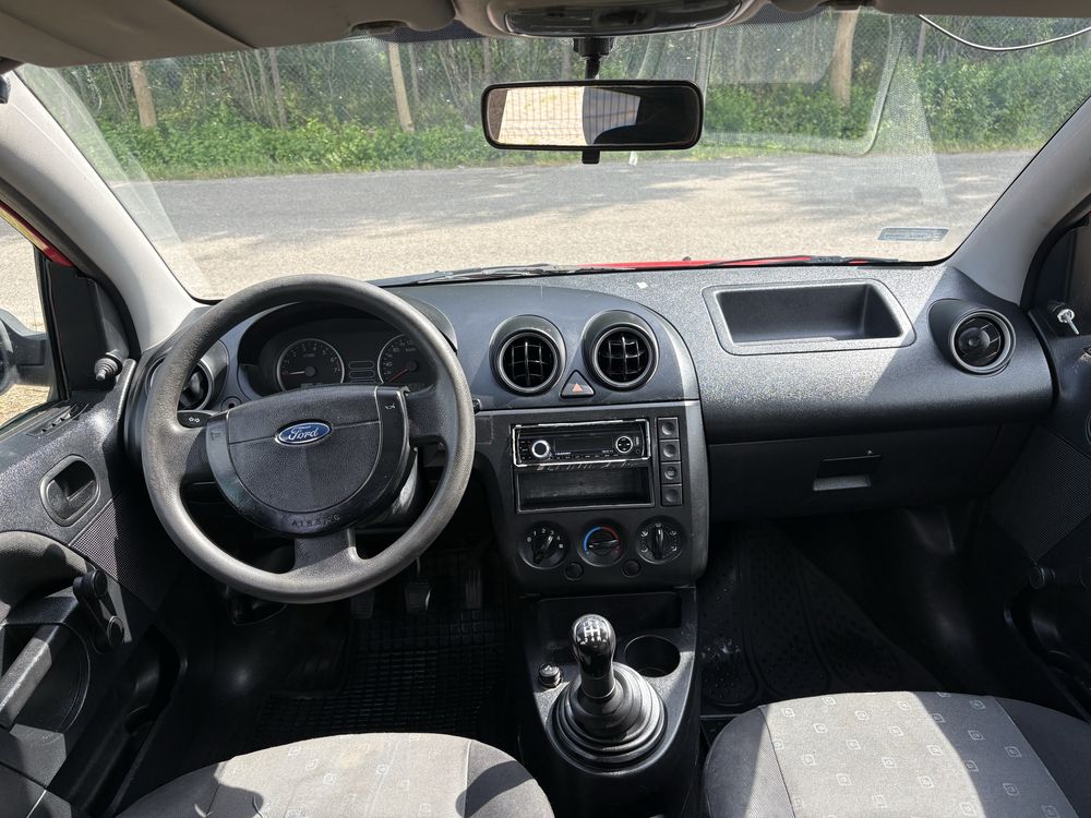 Ford fiesta 1.3 Benzyna