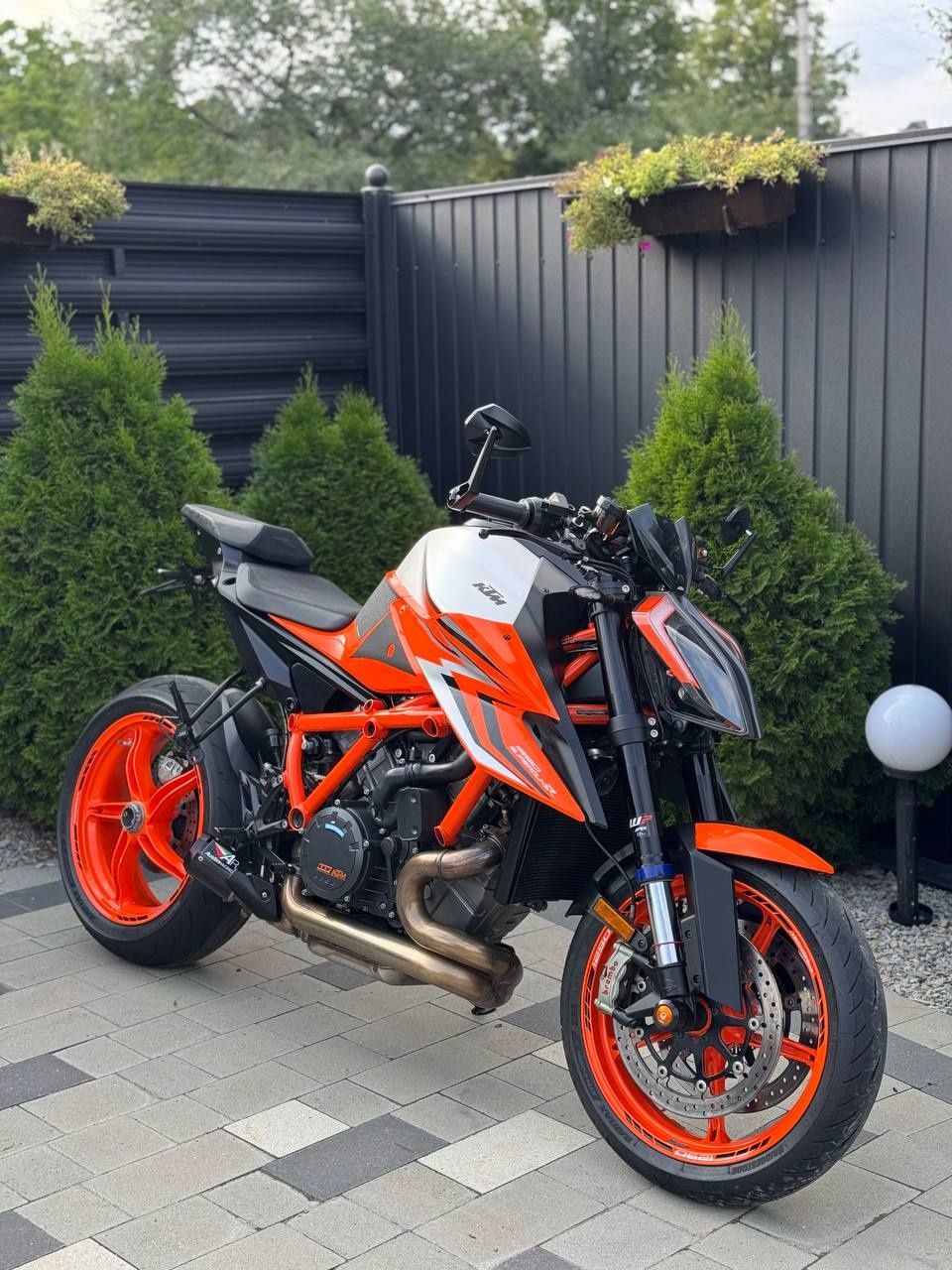 KTM SUPERDUKE R  1290 EVO , не Z900 ,z 1000,  не mt 09 ,mt 07, mt 10